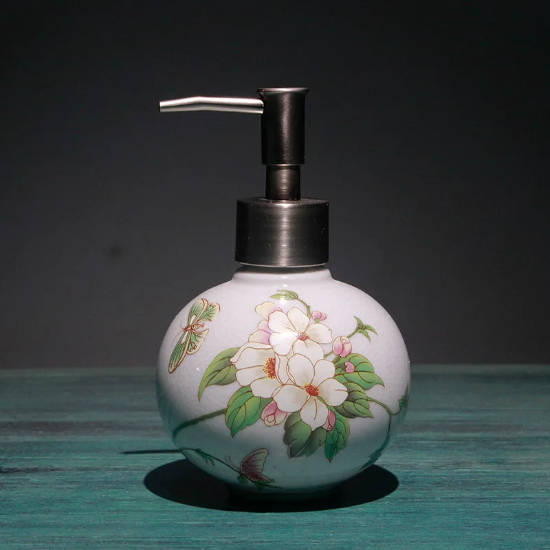 ensemble produits salle bain céramique blanc floral tasses porte savon distributeur savon porte brosse