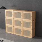 meuble modular bois clair grille moderne poignées vases bougies livres