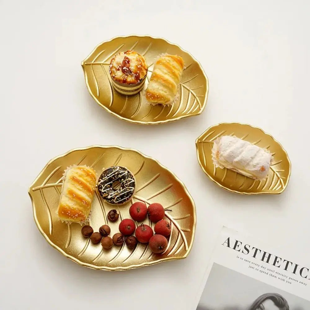 assiettes décoratives modernes feuille dorée nordique organisation alimentaire bijoux collations fruits epices