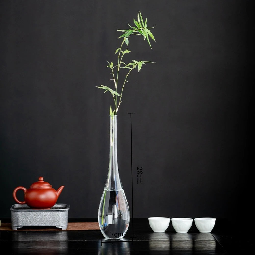 vase verre transparent minimaliste japonais fleurs branches feuilles
