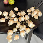 décoration intérieure branche artificielle rouge jaune feuilles coeurs moderne vert anniversaire mariage