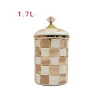 contenants cuisine porcelaine émaillée carreaux géométriques bleu blanc rose classiques