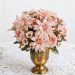 bouquets fleurs artificielles rose turquoises intérieur mariage décoration maison vases différents vintage floral