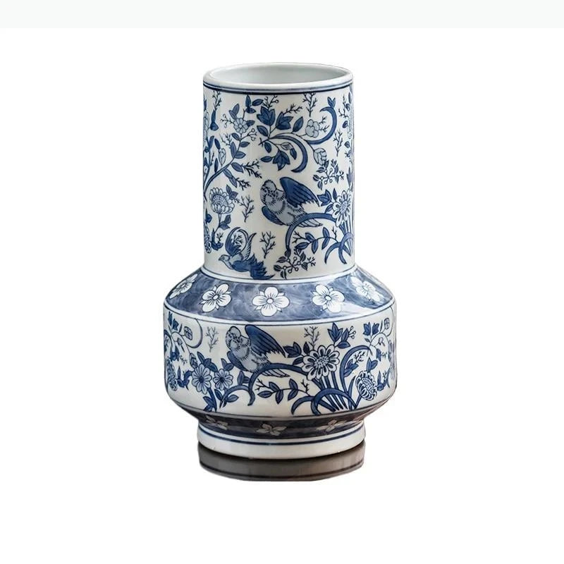 vase bleu blanc floral oiseaux classique traditionnel decoration table arrangement floral