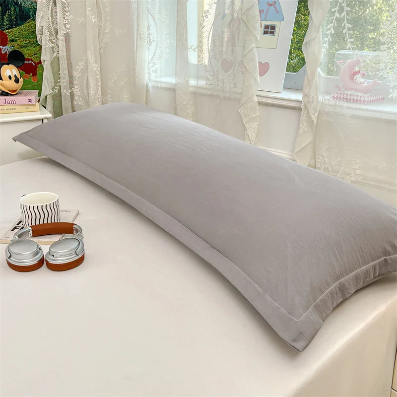 housse oreiller couple gris clair rose pâle bleu marine vert pastel beige clair texture