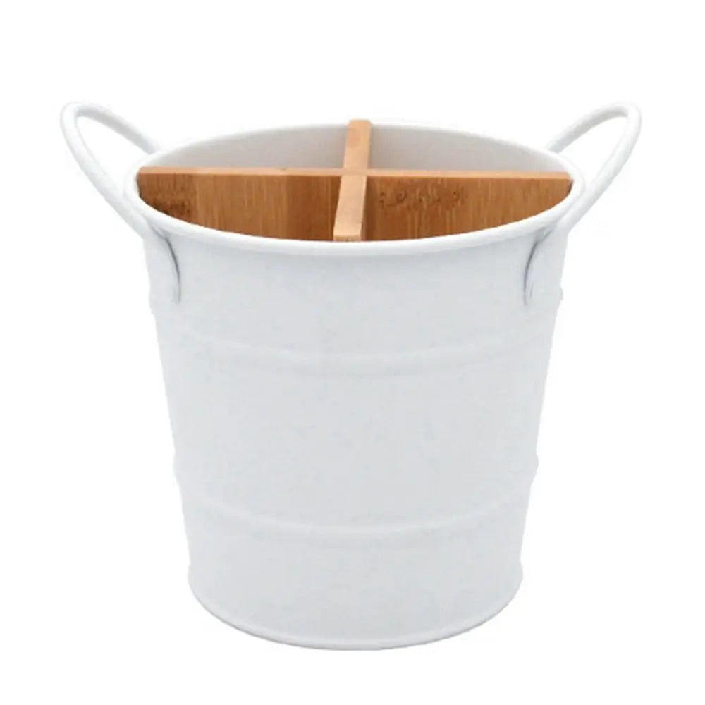 pot couverts moderne blanc noir poignées métalliques cuillères fourchettes spatules bambou