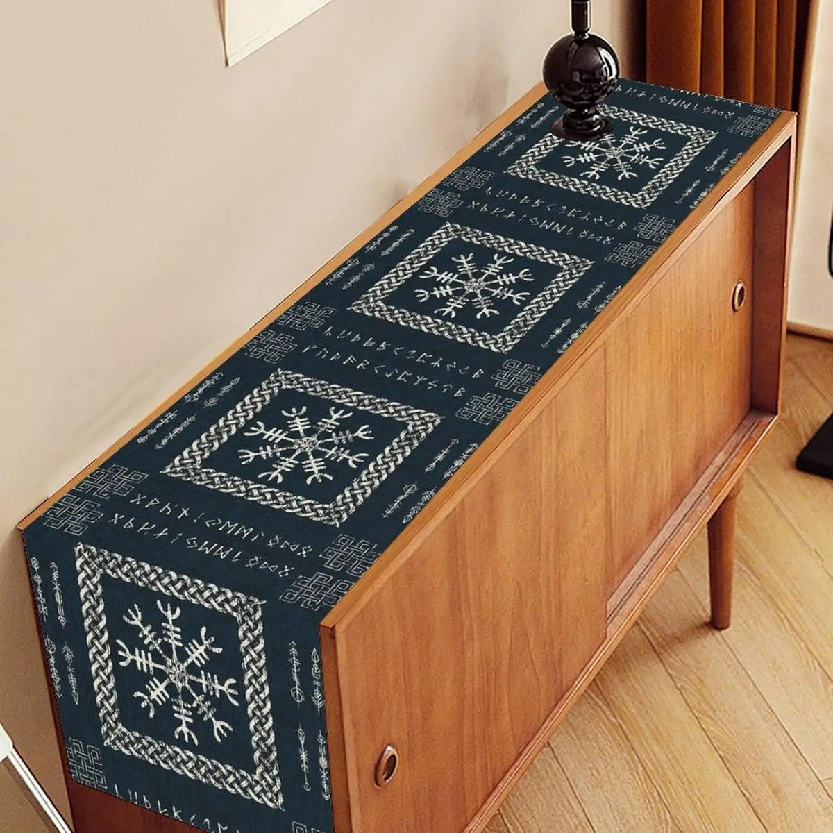chinois table bleu marine blanc motifs géométriques symboles tissu lin ethnique traditionnel