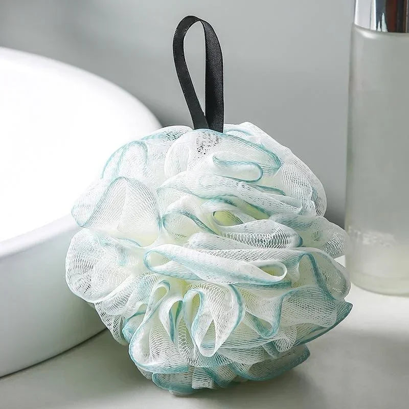 boule bain texture maille couleur beige rose vert moderne anneau noir panier blanc