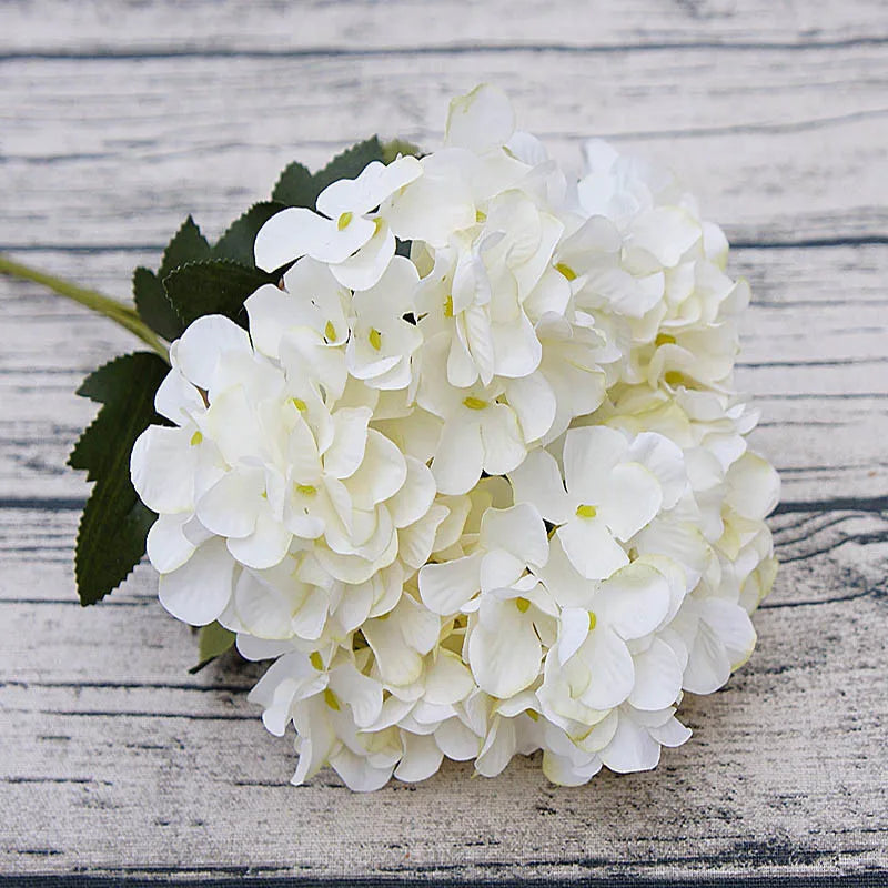 bouquet fleurs artificielles hortensia blanc rose bleu classique decoration maison anniversaire mariage