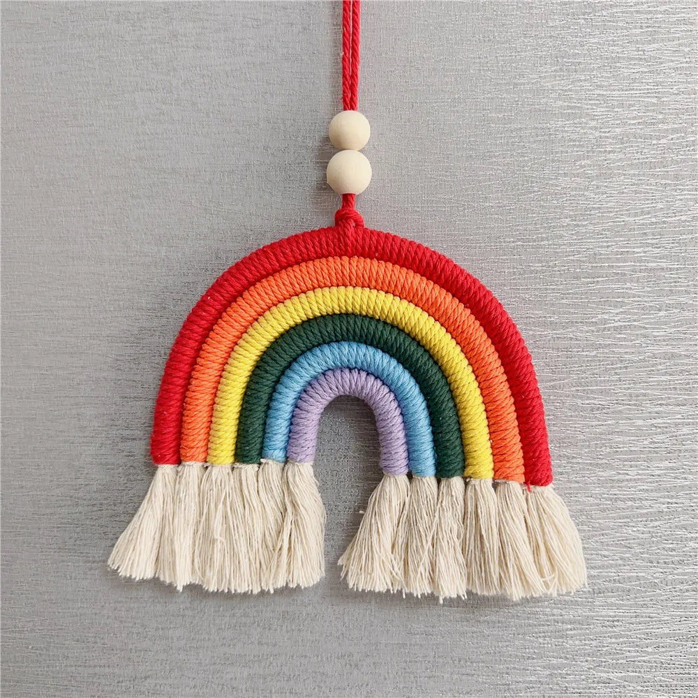 arc ciel macramé franges bois couleur rose blanc bleu jaune vert rouge bohème