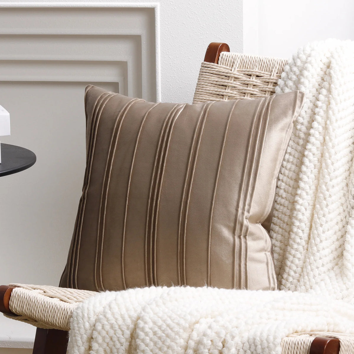 housses coussin polyester rayures verticales nordique moderne pliées décoration intérieure carreaux blanc orange rose