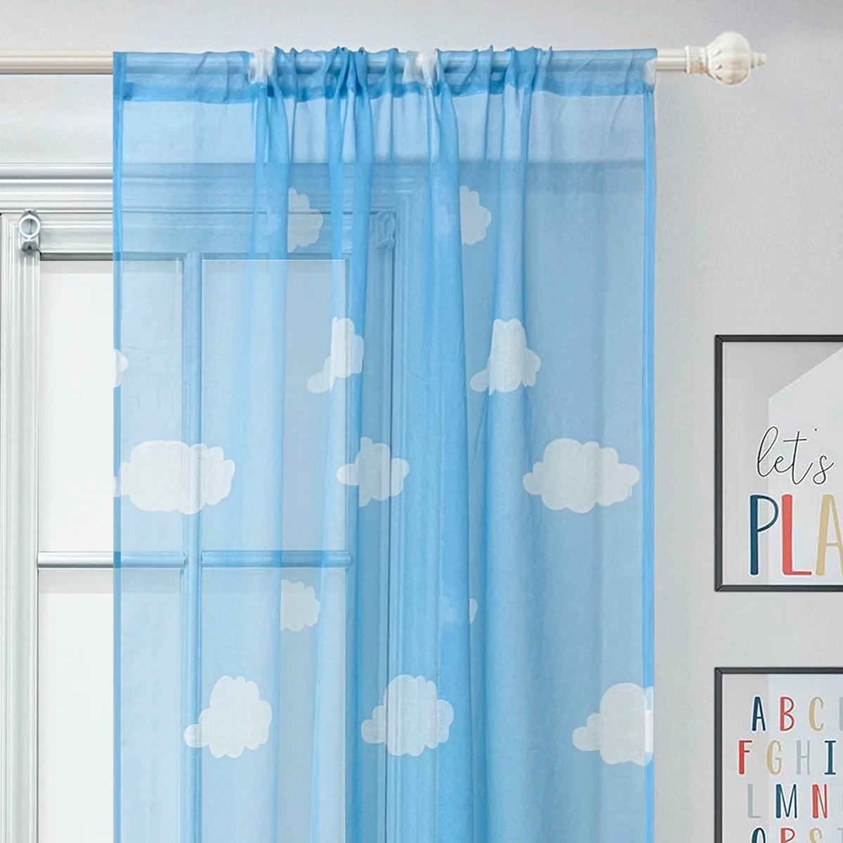 rideau tulle bleu nuages blancs semi transparent moderne chambre enfant