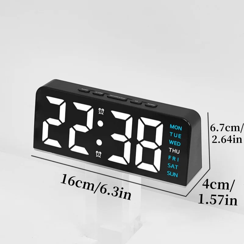 horloge numérique LED moderne multi couleurs ambiancé réglable sans marque