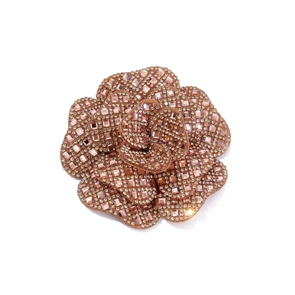 broches fleurs relief strass couleur bleue rose marron adhésif élégantes vêtements accessoires mode classiques