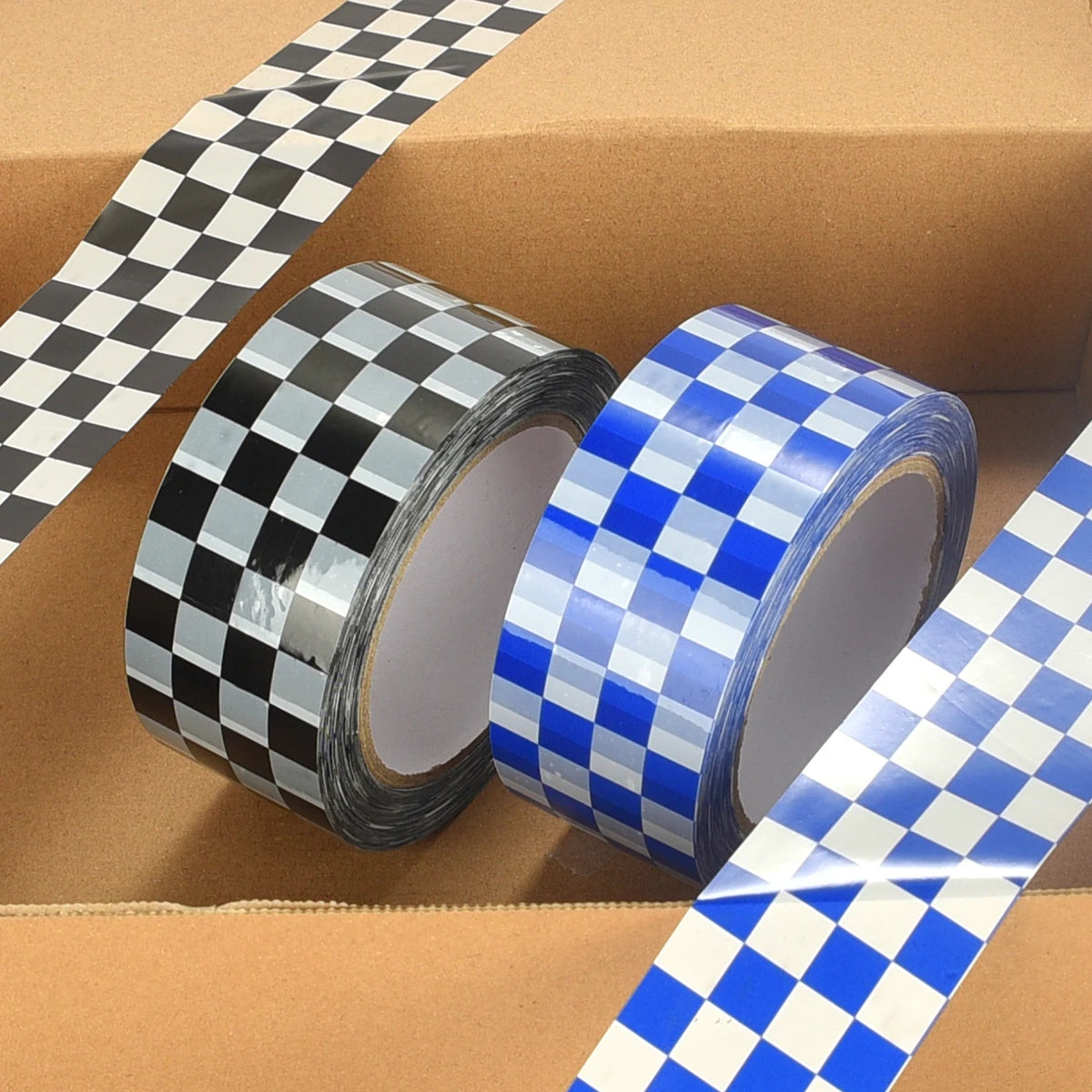 ruban adhésif carré damier bleu jaune noir blanc moderne bricolage travail bois packaging fournitures