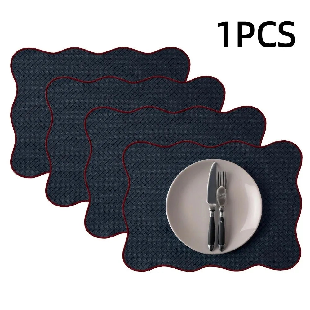 tapis table classique beige marron bleu marine tissé lignes horizontales assiette cuillère couteau