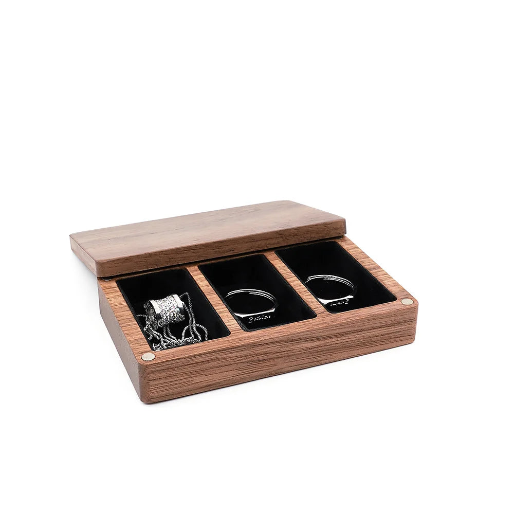 boîte bijoux bois foncé tissu intérieur moderne clips anneaux boucles d'oreilles colliers cadeau présentation