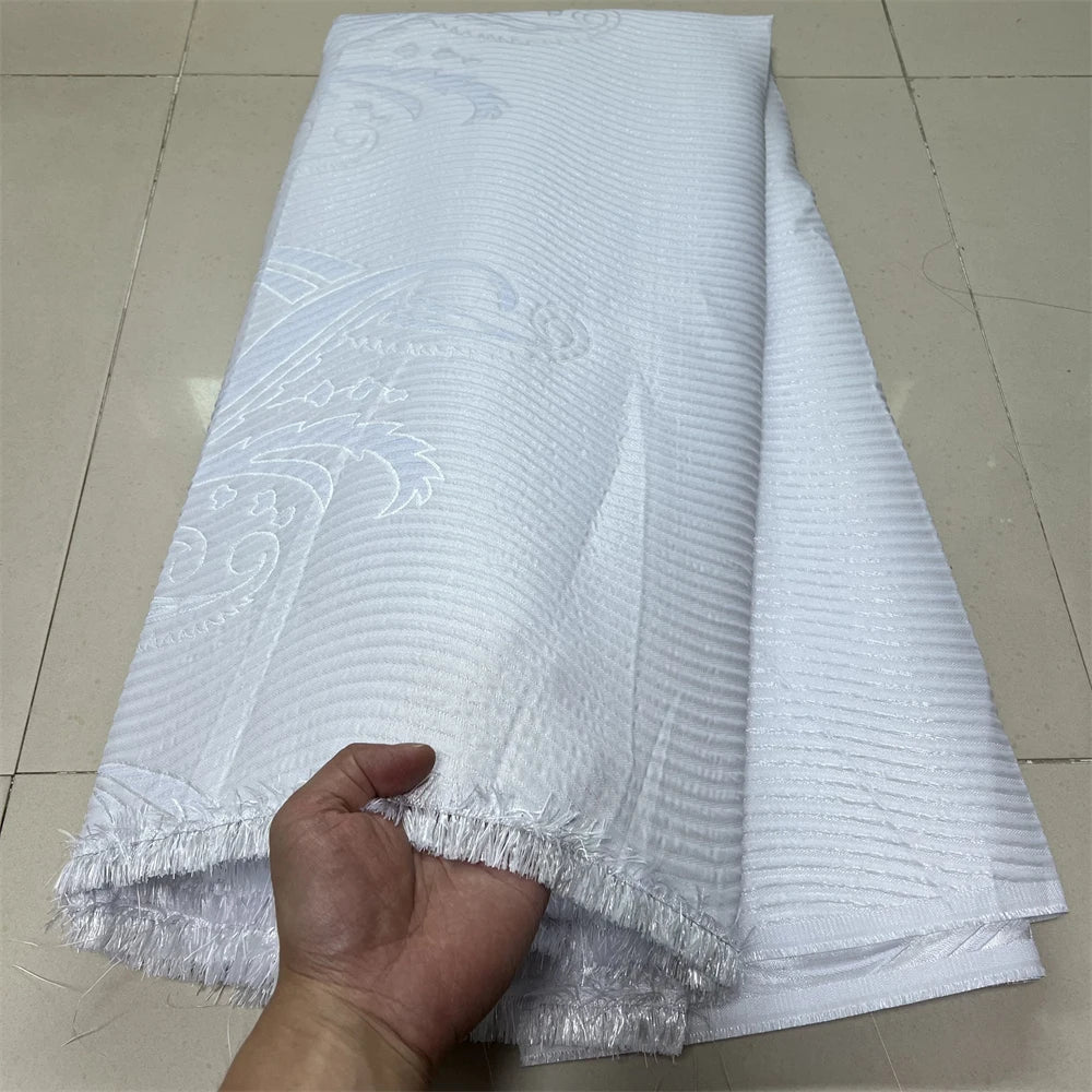 tissu brodé floral résistant occasion mariage marron bleu blanc vert rose opacité dobby
