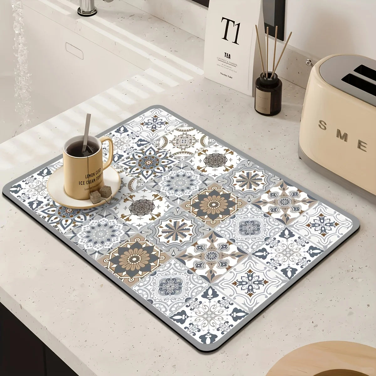 tapis sol moderne géométrique noir blanc gris bleu beige absorbant adhésif