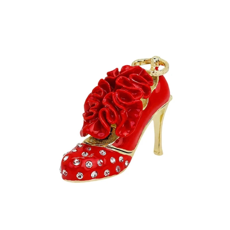 boîte rangement bijoux talons hauts rouge fleurs strass chic élégant anneau métal opaques