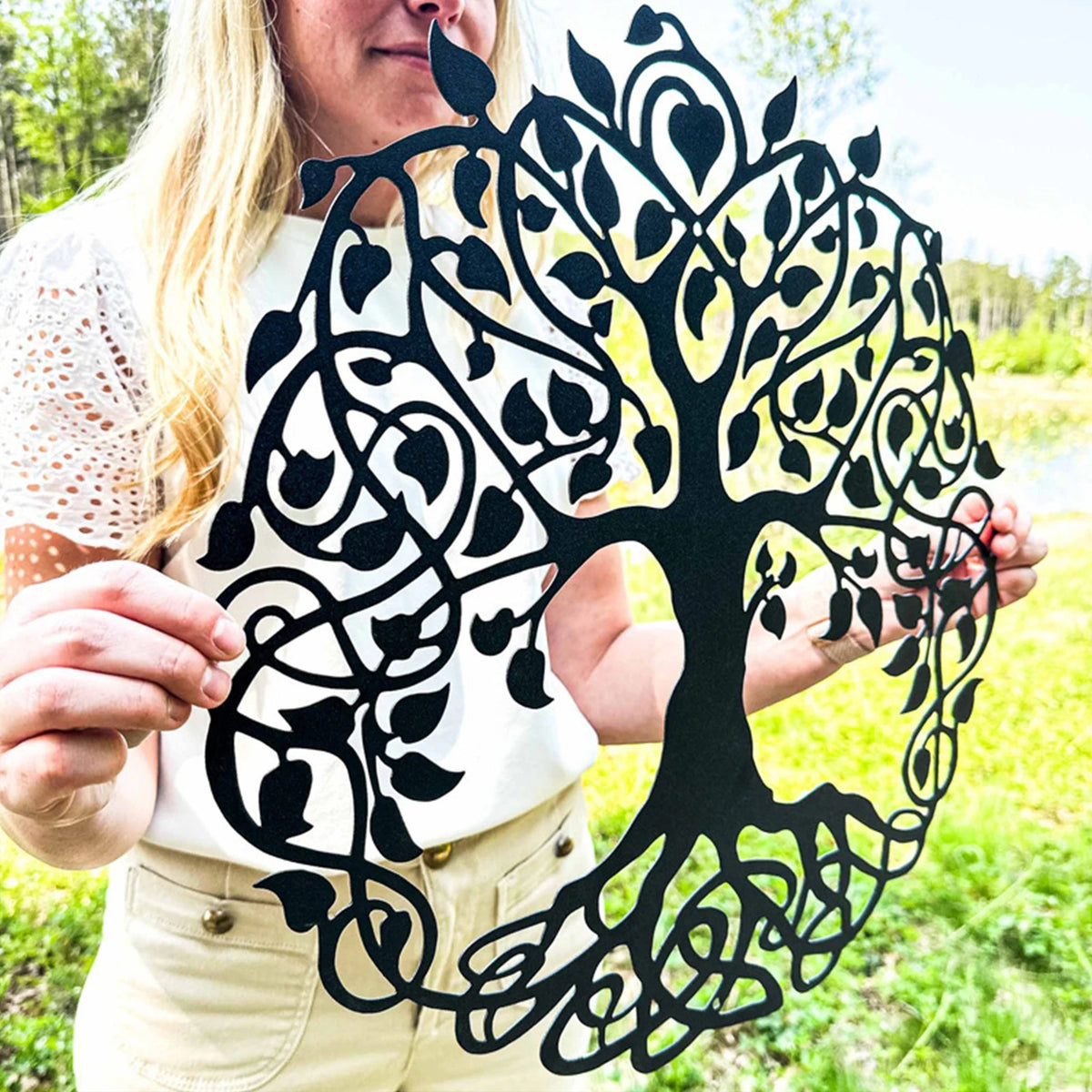 décoration murale résine noir blanc arbre soleil lune oiseau bohème 30cmx30cm