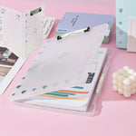 porte dossiers a4 moderne bleu clair vert rose jaune violet clips métalliques points blancs
