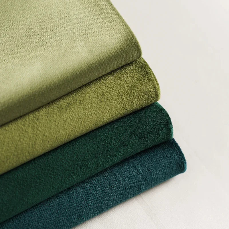 tissu velours polyester largeur 155cm couleurs vert beige rose bleu jaune uni opaque moderne