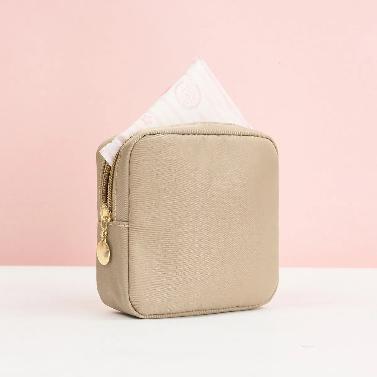 sac main moderne minimaliste vert pastel noir rose blanc beige violet fermeture glissière polyestère