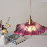 lampe suspendue moderne violet rose transparent feuilles ouvertes effet ondulé art déco chaîne métallique