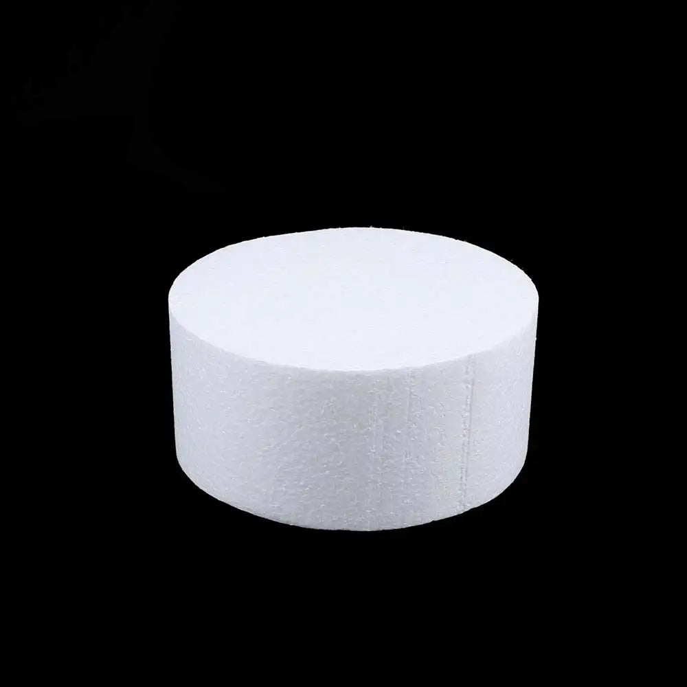 décoration mariage gâteau rond polystyrène fleurs sucre accessoires blanc neutre respectueux environnement