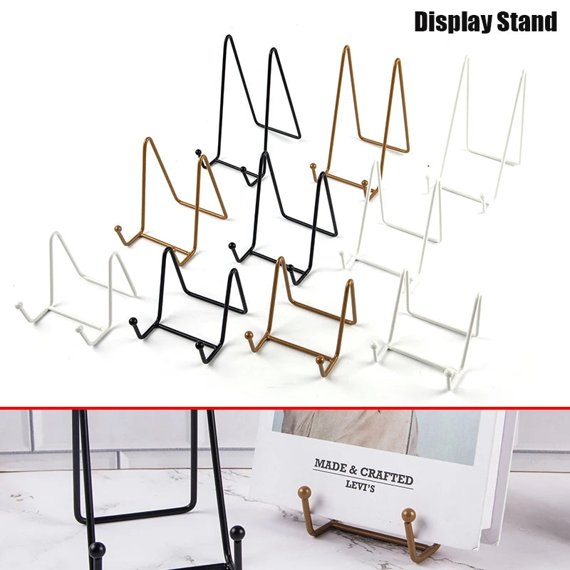 support d'affichage moderne noir doré blanc métallique minimaliste crochets