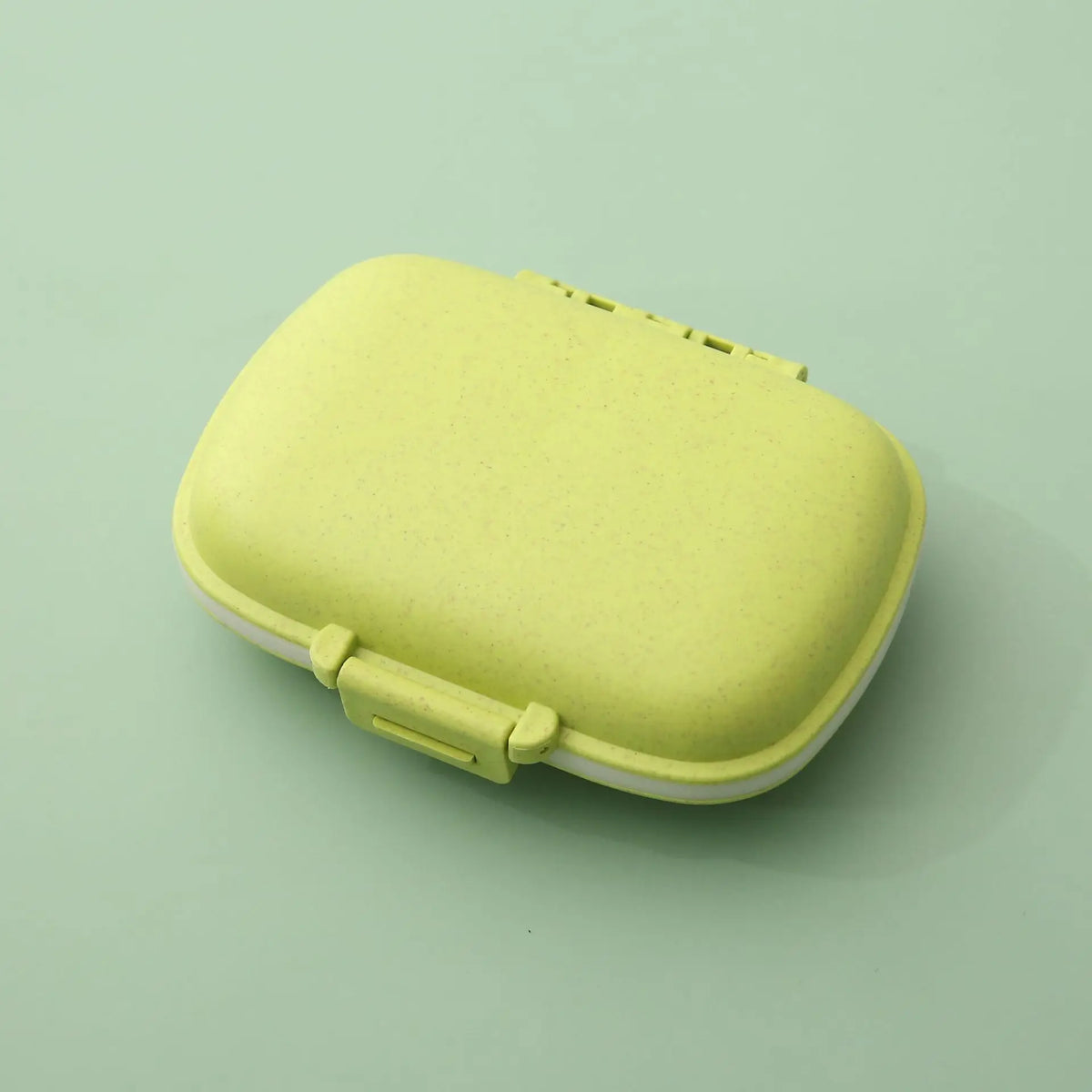 boîte pilules moderne portable compartiments repas jour rangement tablettes plastique mat vert rose bleu