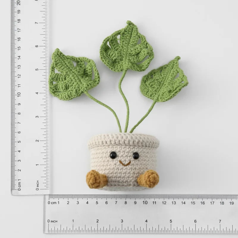 plantes artificielles tricotées vert feuilles marron créatives décoration intérieure maison artisanale festive