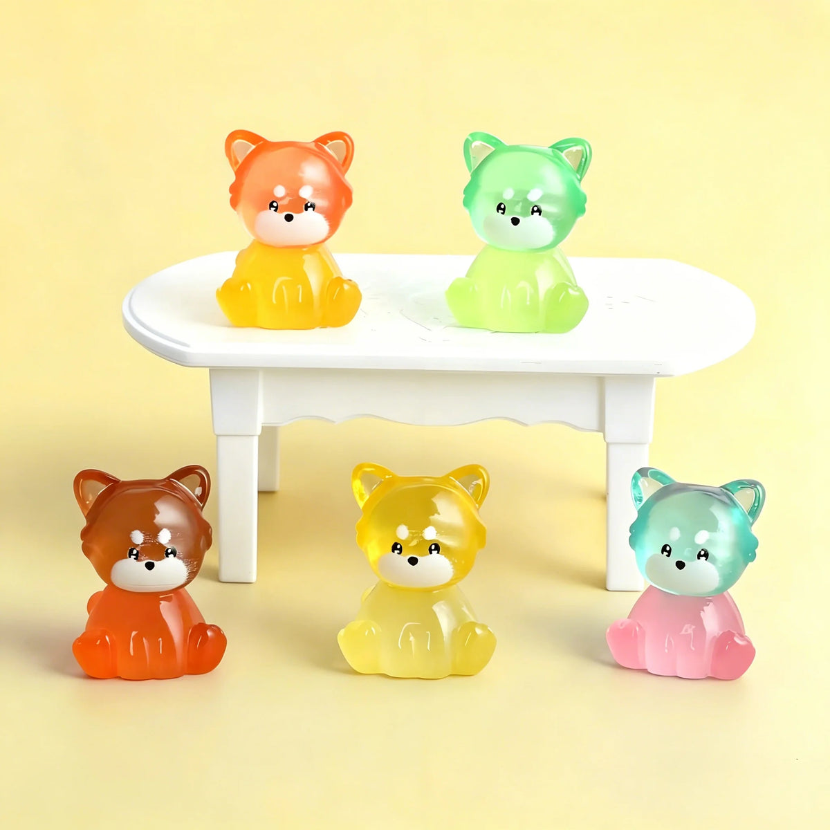 figurines animaux kawaii orange vert bleu rose brillantes nuit decoration plantes pot cartoony
