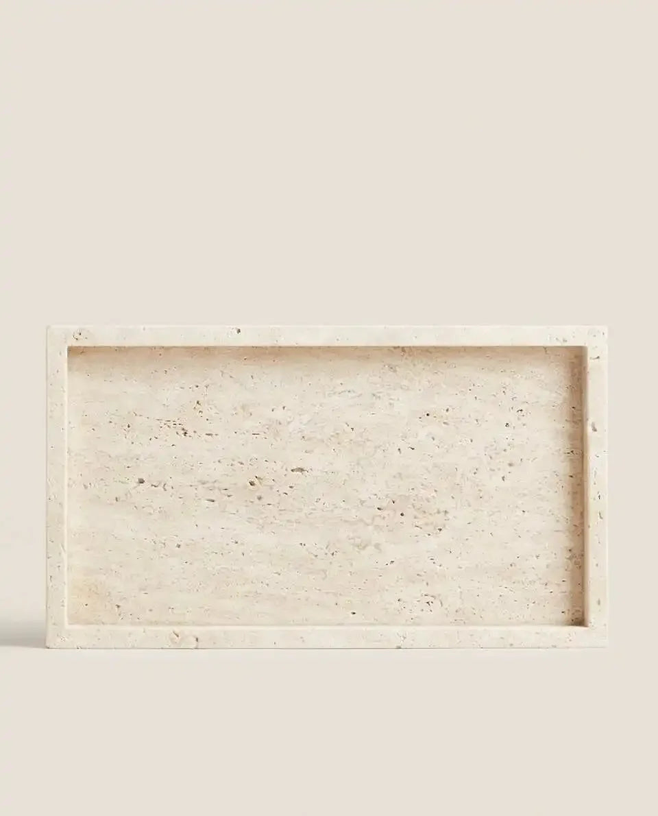 plateau pierre marbré taches brunes beige clair minimaliste décoratif servir élément apaisantintérieur durable naturelrustique