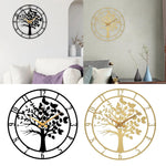 Horloge murale accrochée dans un bureau design