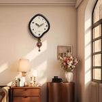 horloge murale moderne abstraite géométrique salon blanc noir pendule marron unique aiguille fixations