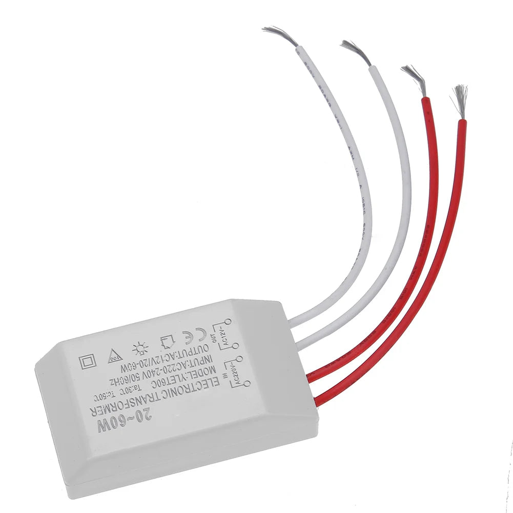 transformateur électrique 12v 220v blanc moderne utilitaire câbles adaptateur alimentation eclairage fixe opaqué rectangulaire