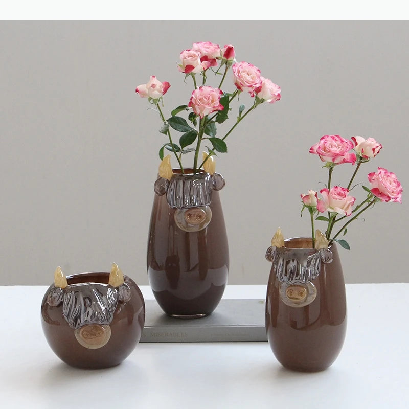 vase tête vache hauteurs cornes marron crème décoration table rustique fleuri moderne chambre salon