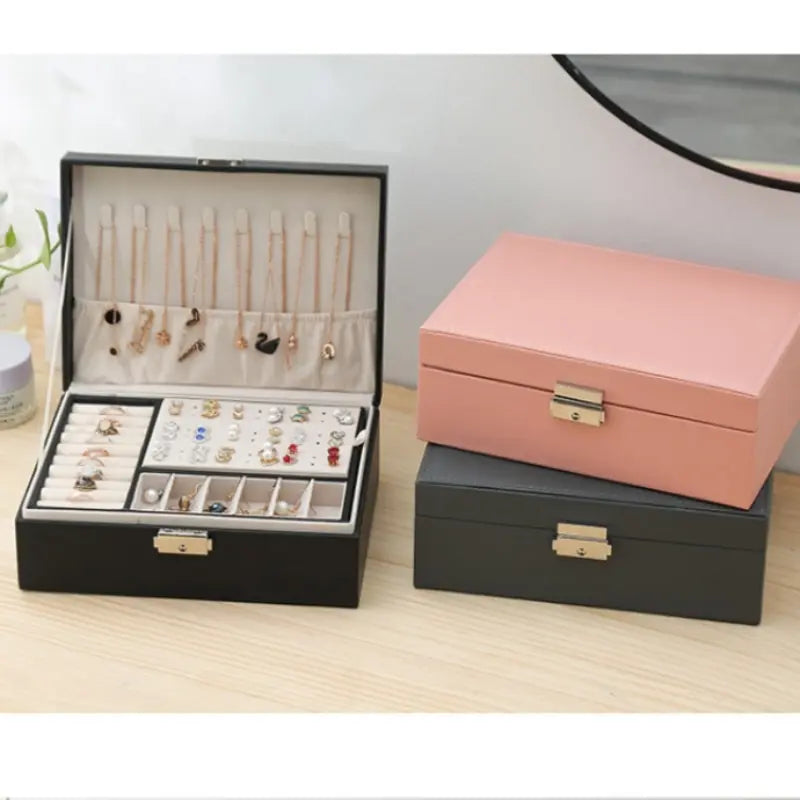 boîte bijoux simili cuir moderne rose clair noir velours intérieur porte bagues boucles doreilles