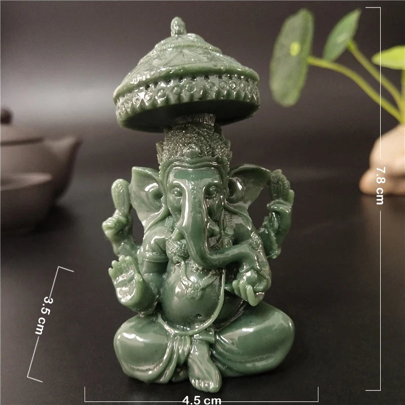 statue ganesha dorée résine ornements complexes décoration intérieure artisanale traditionnelle bouddhiste éléphant multiple bras