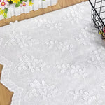 tissu coton blanc floral brodé popeline translucide bricolage couture décoration maison 130cm