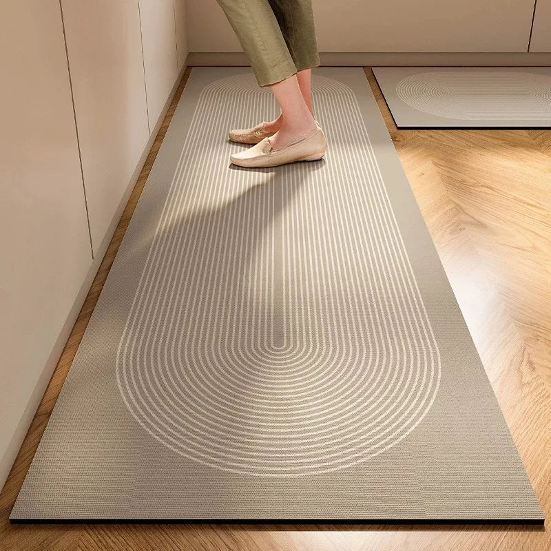 tapis daim antidérapant imperméable moderne minimaliste beige rayures verticales cuisine intérieur