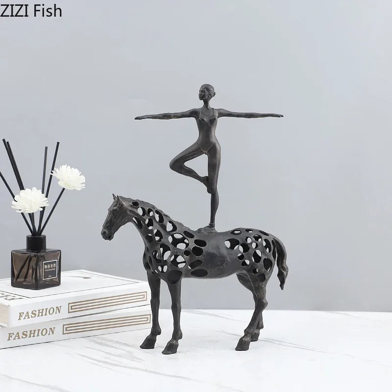 statuette moderne cheval humain géométrique cercles abstraction noire décoration chambre