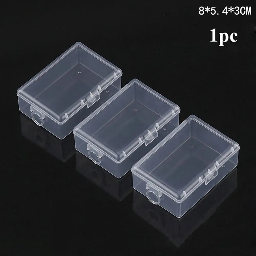 boîtes rangement transparentes modernes empilables poignées diverses tailles outils accessoires organisation pratique