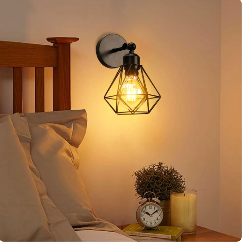 lampe murale industrielle ombre grille géométrique noir éclairage intérieur chambre entrée