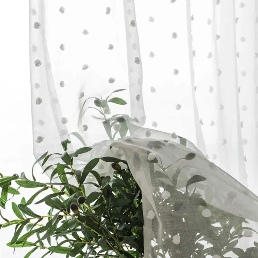 rideau blanc moderne tissu voile translucide salon fenêtre plate