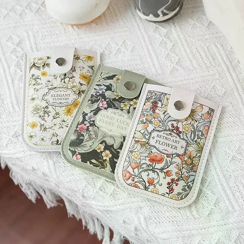 étui smartphone vintage floral blanc vert marron noir
