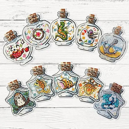 broderie traditionnelle coton motifs animaux fleurs montagnes décoration maison artisanat décoratif mural blanc multicolore