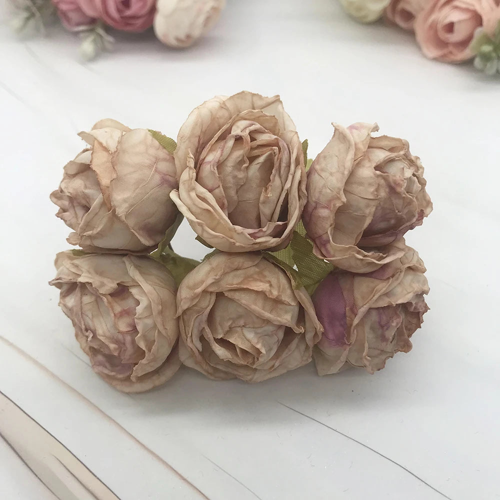 décoration intérieure vintage bouquet roses soie romantique mariage fleurs artificielles feuilles vertes tringle